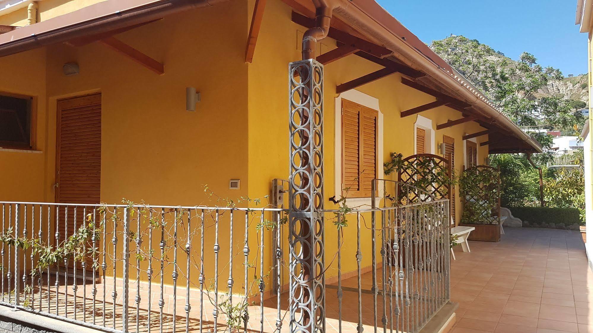 Hotel Villa Sirena Sant'Angelo  Exterior photo
