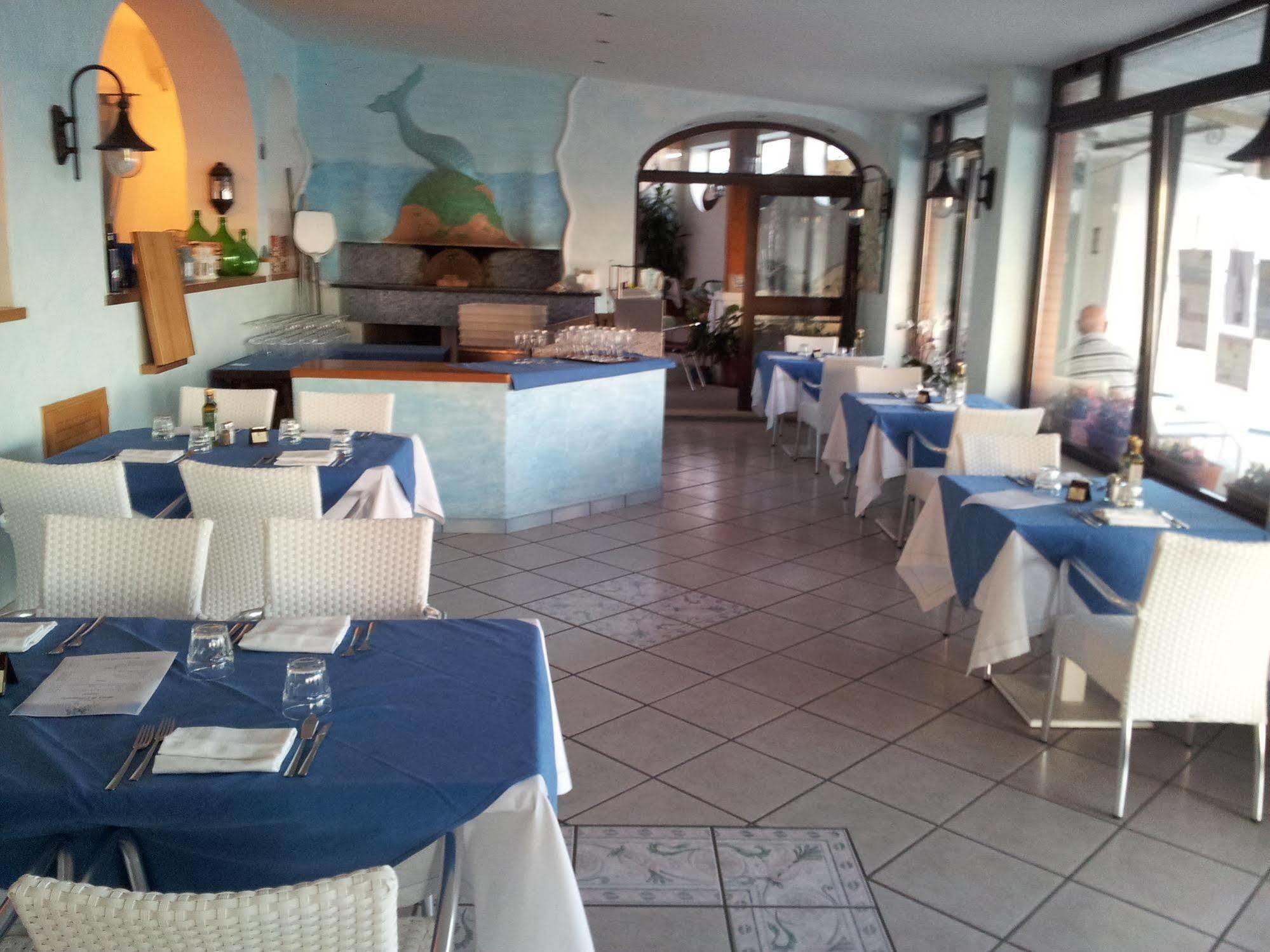 Hotel Villa Sirena Sant'Angelo  Exterior photo